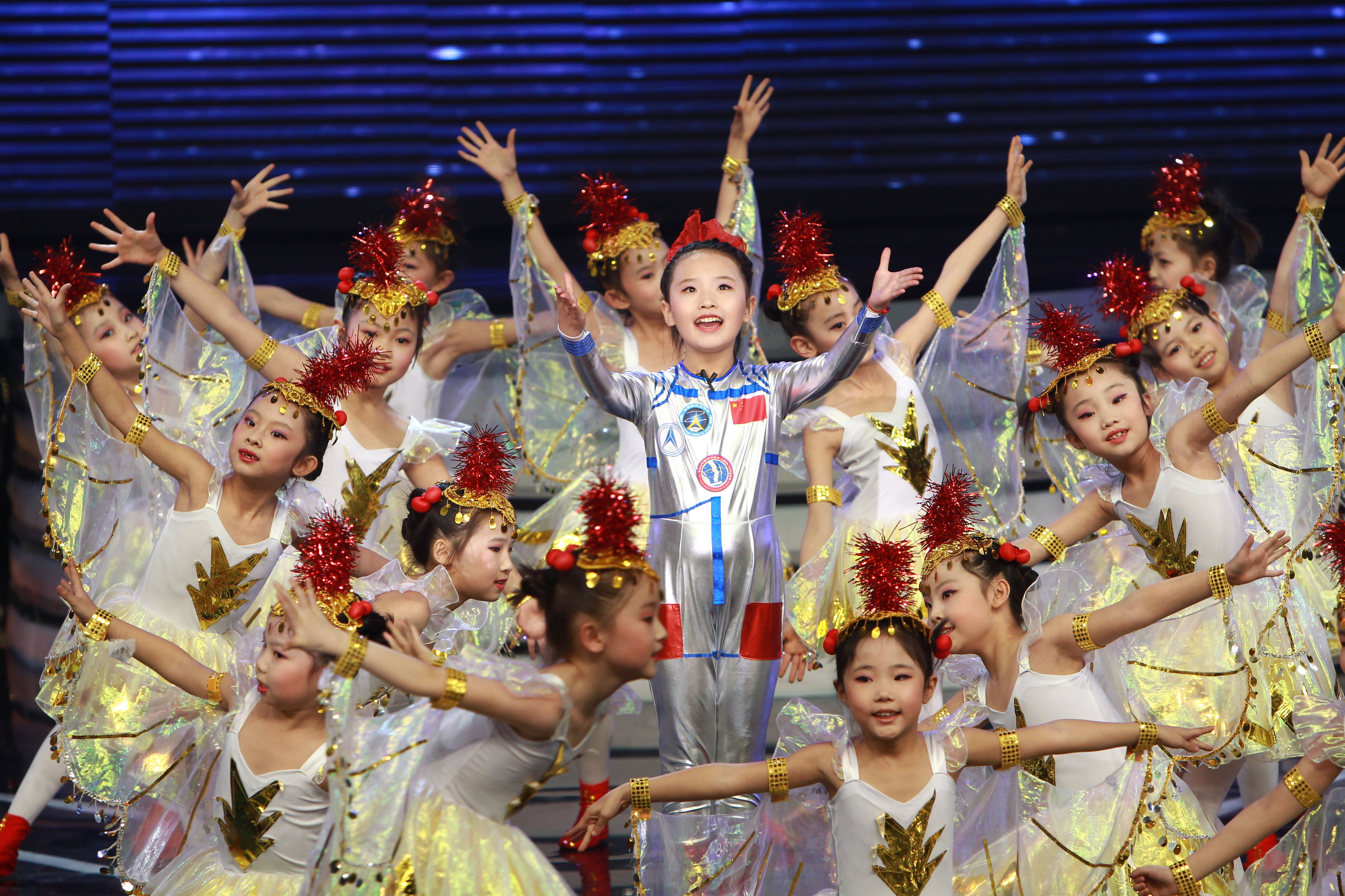 玉环电视少儿栏目《阳光少年》正式启播 首届少儿主持人大赛总决赛精彩上演！